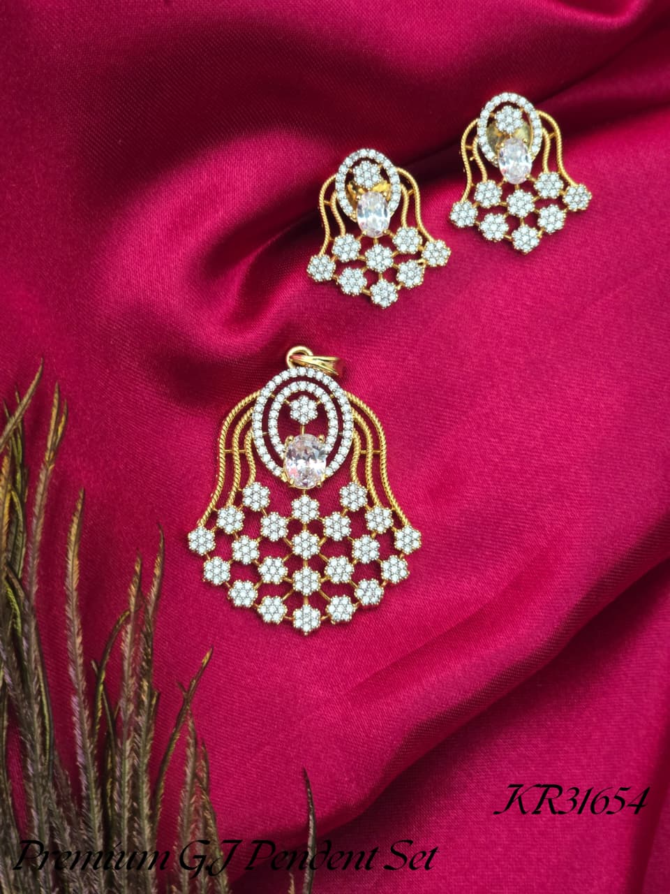 G.J Pendents